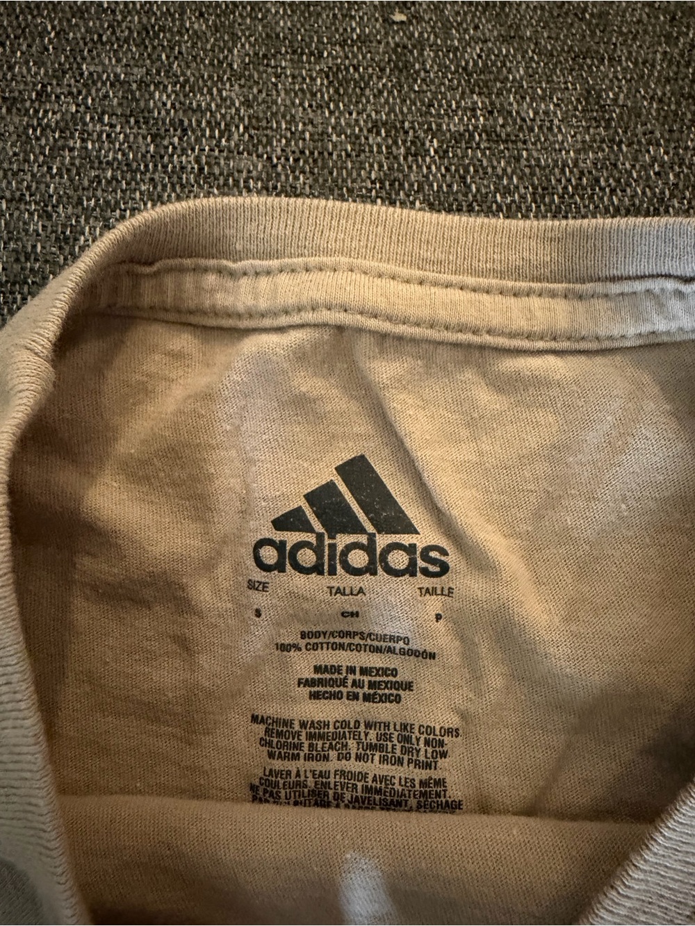 adidas Cream T-Shirt with Gray Logo - Picture 3 of 3